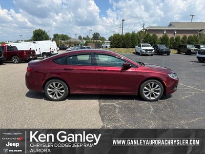 2015 Chrysler 200 S