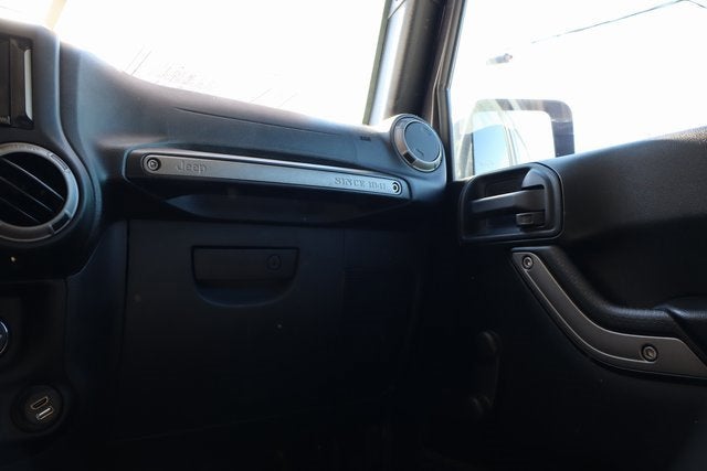 2016 Jeep Wrangler Sport