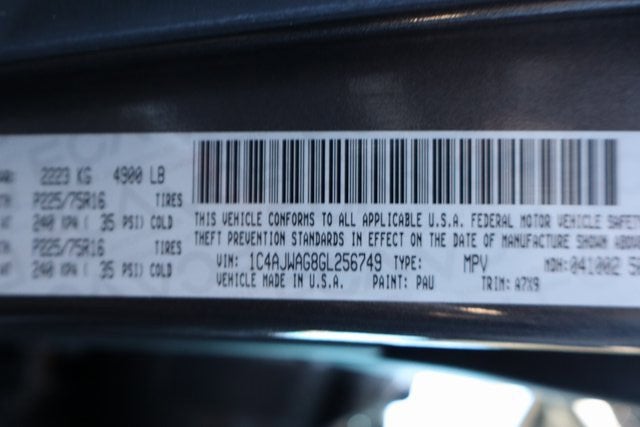 2016 Jeep Wrangler Sport