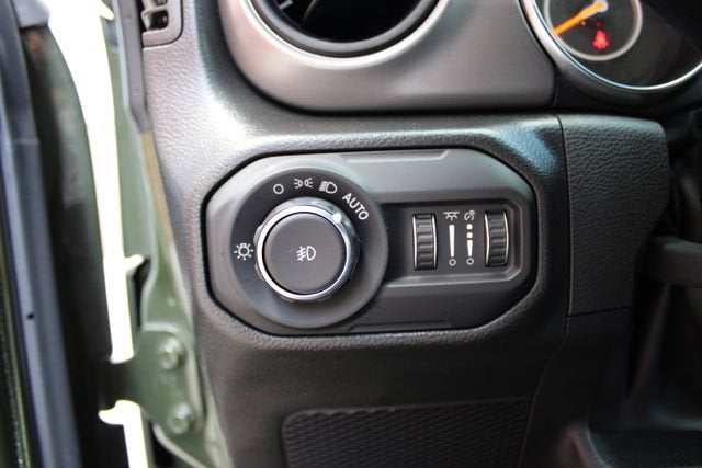 2022 Jeep Wrangler Unlimited Willys
