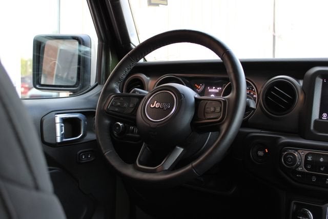 2022 Jeep Wrangler Unlimited Willys