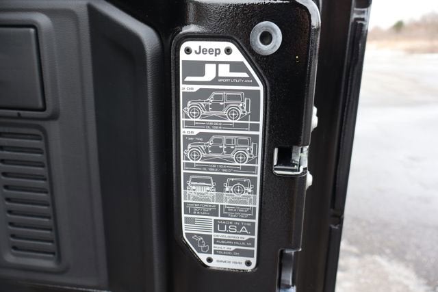 2025 Jeep Wrangler Sahara