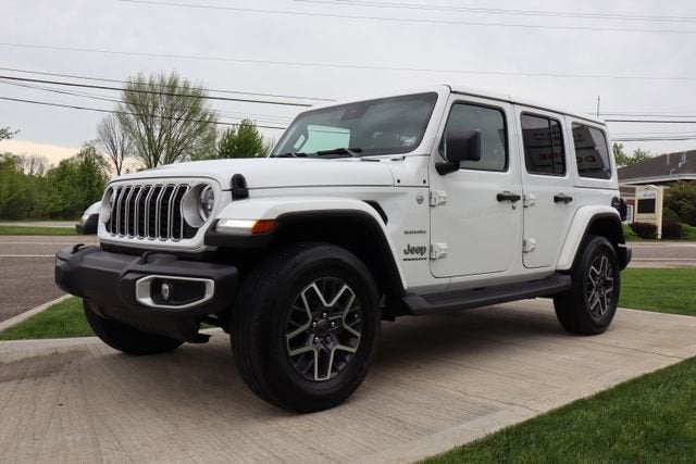 2024 Jeep Wrangler Sahara