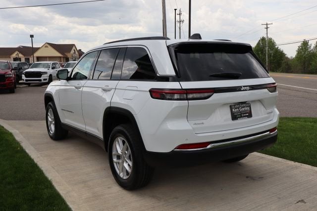2026 Jeep Grand Cherokee Laredo