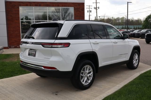 2026 Jeep Grand Cherokee Laredo