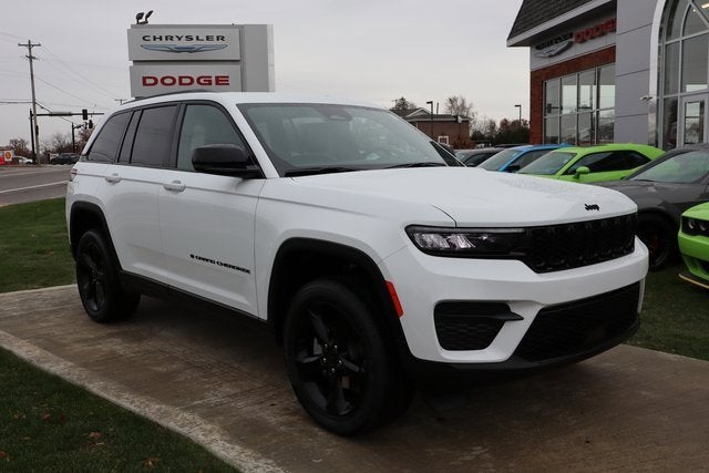 2025 Jeep Grand Cherokee Altitude