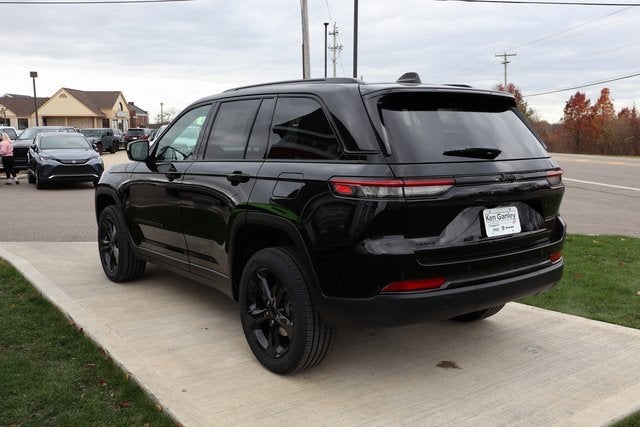 2025 Jeep Grand Cherokee Altitude