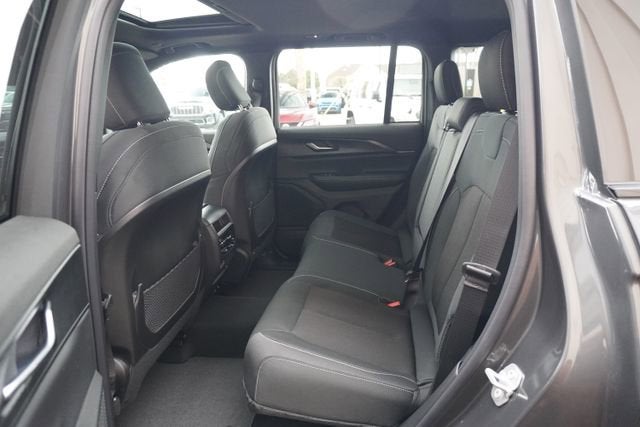 2026 Jeep Grand Cherokee Laredo X