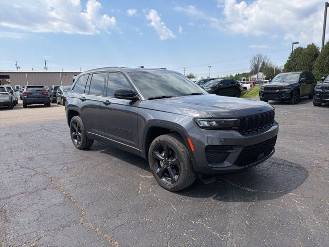 2023 Jeep Grand Cherokee Altitude