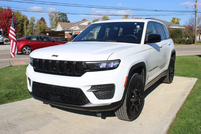 2024 Jeep Grand Cherokee Altitude