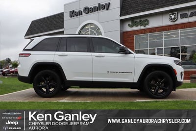 2023 Jeep Grand Cherokee Altitude