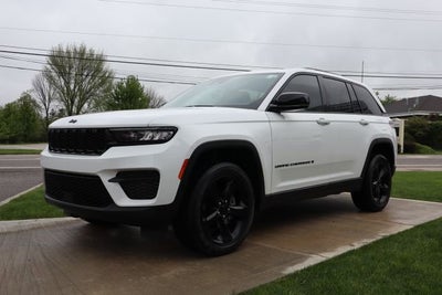 2023 Jeep Grand Cherokee Altitude