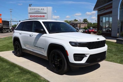 2023 Jeep Grand Cherokee Altitude