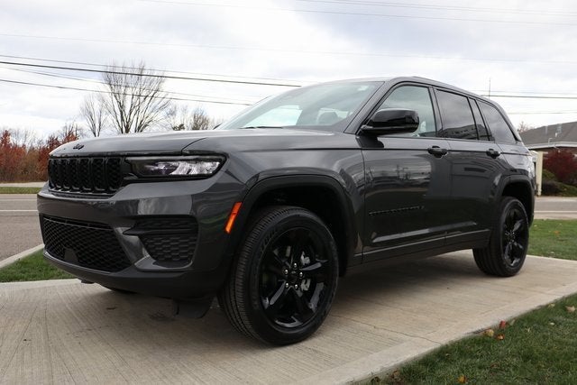 2025 Jeep Grand Cherokee Altitude