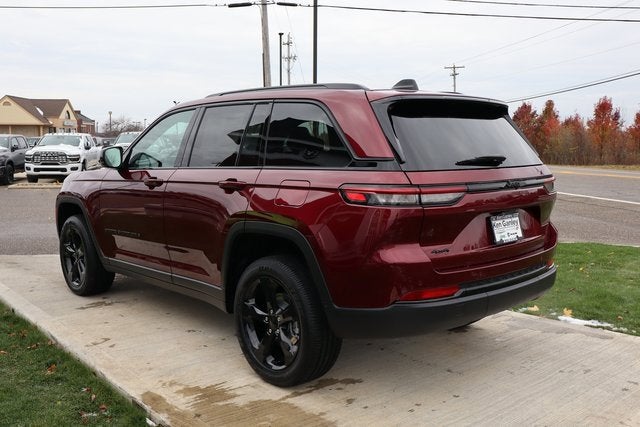 2025 Jeep Grand Cherokee Altitude
