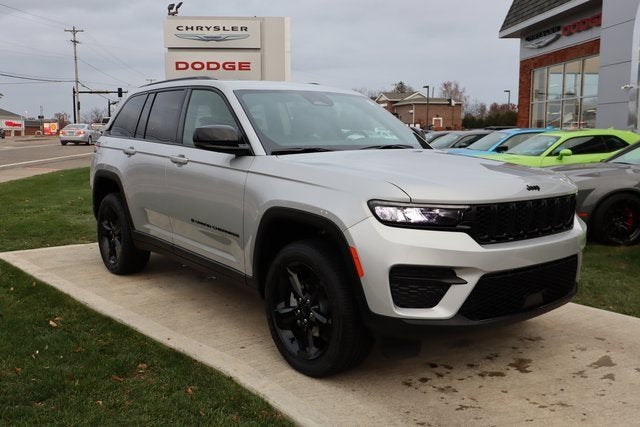 2025 Jeep Grand Cherokee Altitude