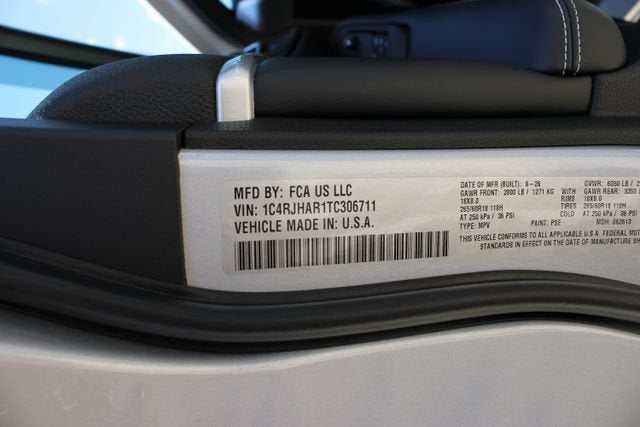 2026 Jeep Grand Cherokee Laredo Altitude