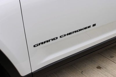 2026 Jeep Grand Cherokee Laredo Altitude