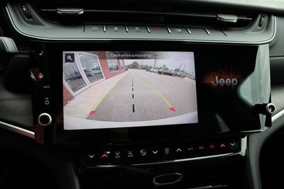 2026 Jeep Grand Cherokee Laredo Altitude