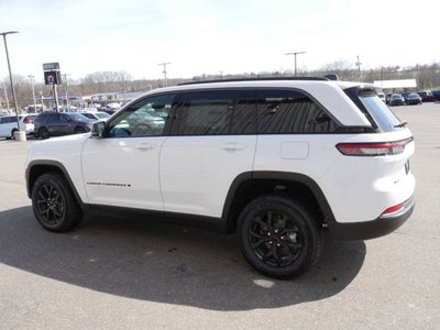 2026 Jeep Grand Cherokee Laredo Altitude