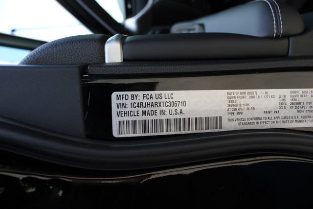2026 Jeep Grand Cherokee Laredo Altitude