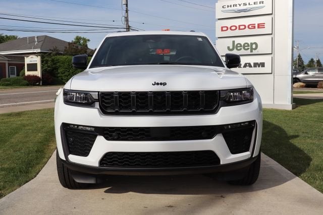 2026 Jeep Grand Cherokee 85th Anniversary Edition