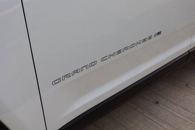 2026 Jeep Grand Cherokee 85th Anniversary Edition