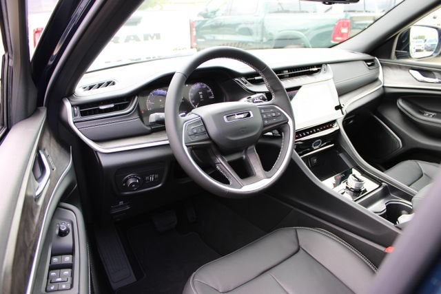 2026 Jeep Grand Cherokee Limited Reserve