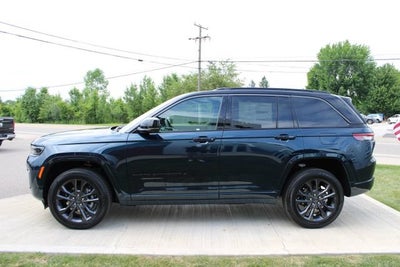 2026 Jeep Grand Cherokee Limited Reserve