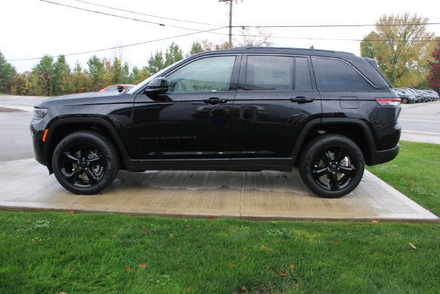 2027 Jeep Grand Cherokee Limited