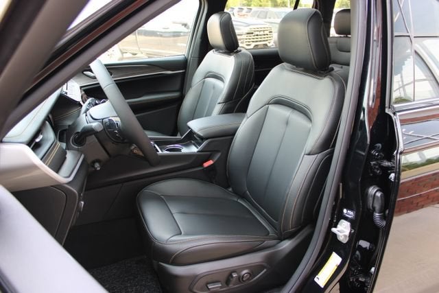 2026 Jeep Grand Cherokee 85th Anniversary Edition