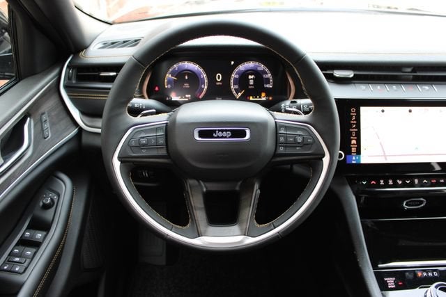 2026 Jeep Grand Cherokee 85th Anniversary Edition