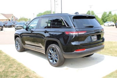 2026 Jeep Grand Cherokee 85th Anniversary Edition
