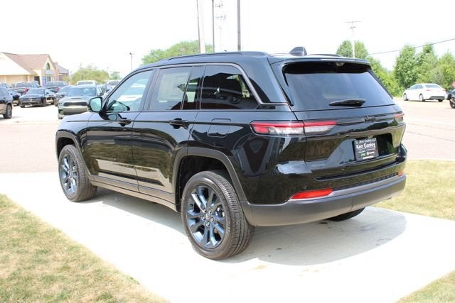 2026 Jeep Grand Cherokee 85th Anniversary Edition