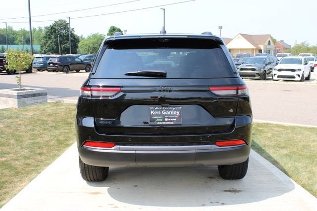 2026 Jeep Grand Cherokee 85th Anniversary Edition