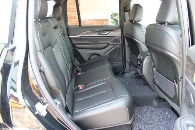 2026 Jeep Grand Cherokee 85th Anniversary Edition