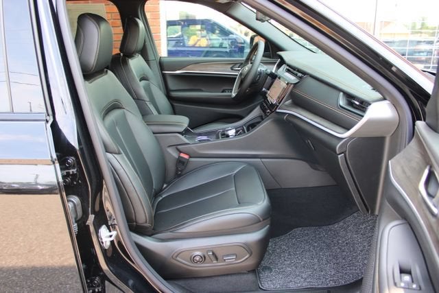 2026 Jeep Grand Cherokee 85th Anniversary Edition