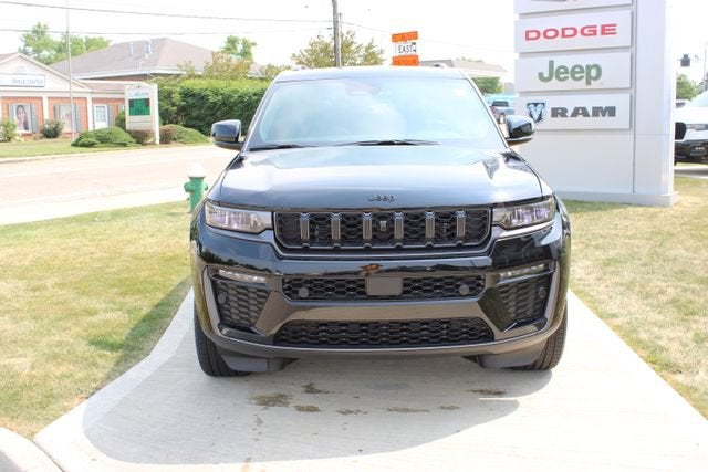 2026 Jeep Grand Cherokee 85th Anniversary Edition