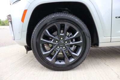 2026 Jeep Grand Cherokee Limited Reserve