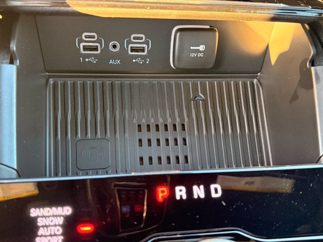 2027 Jeep Grand Cherokee Limited Reserve