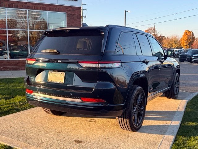 2027 Jeep Grand Cherokee Limited Reserve