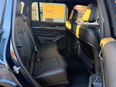 2027 Jeep Grand Cherokee Limited Reserve