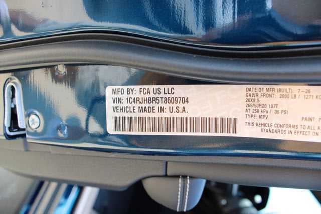 2026 Jeep Grand Cherokee Limited Reserve