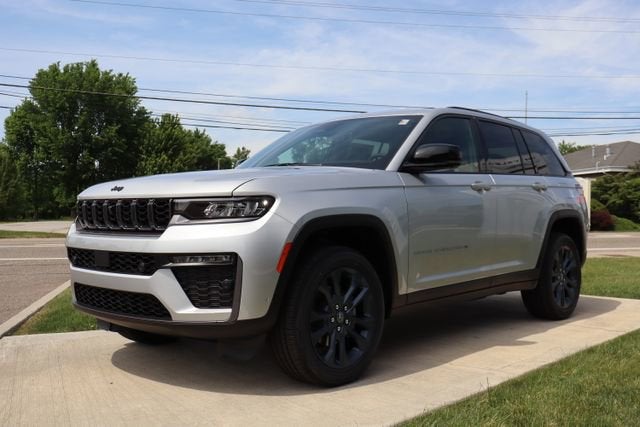2026 Jeep Grand Cherokee 85th Anniversary Edition
