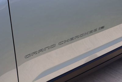 2026 Jeep Grand Cherokee 85th Anniversary Edition