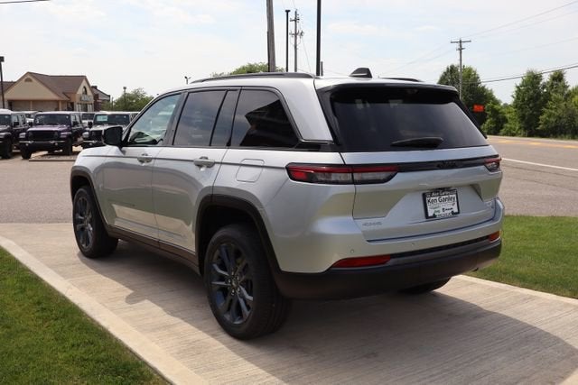 2026 Jeep Grand Cherokee 85th Anniversary Edition
