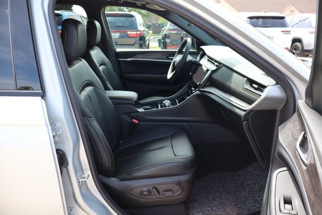 2026 Jeep Grand Cherokee 85th Anniversary Edition