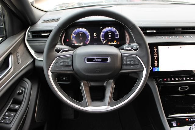 2026 Jeep Grand Cherokee Limited Reserve