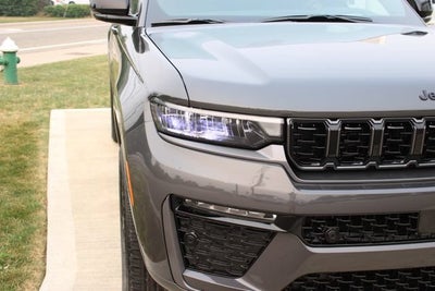 2026 Jeep Grand Cherokee Limited Reserve