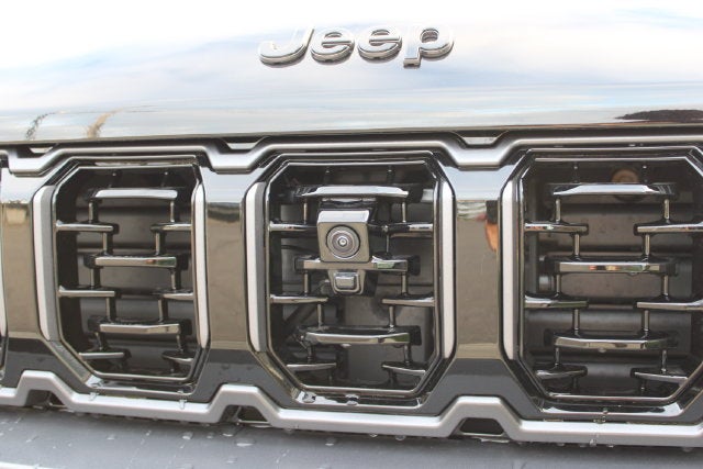 2027 Jeep Grand Cherokee Limited Reserve